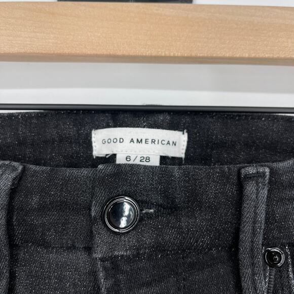 Good American Good Legs Raw Hem Jeans in Black Size 6 / 28 - Picture 6 of 8